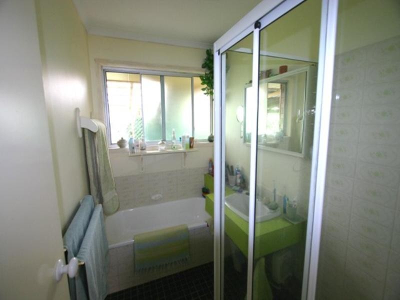 7 Pine Tree Drive, Cooroy QLD 4563