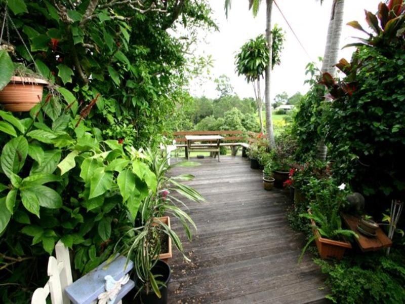 7 Pine Tree Drive, Cooroy QLD 4563