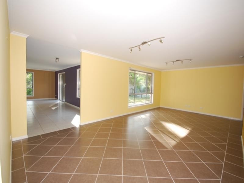 52 Parkdale Avenue, Doonan QLD 4562