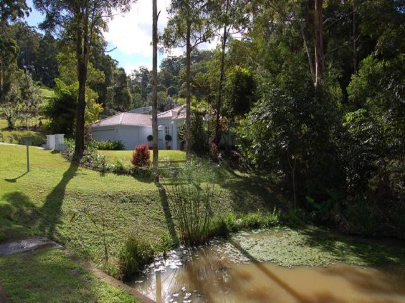 8 Noomar Drive, Doonan QLD 4562