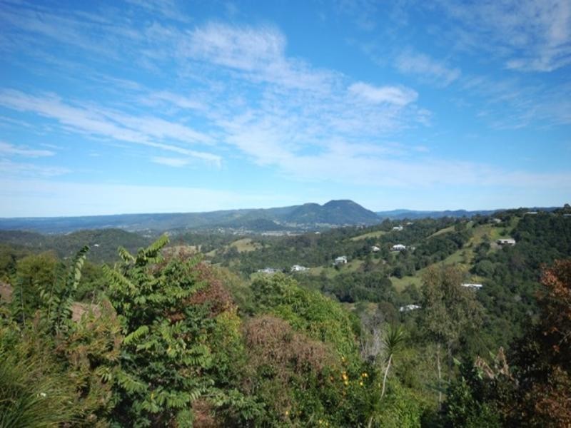10 Mount Eerwah Vista Drive, Doonan QLD 4562