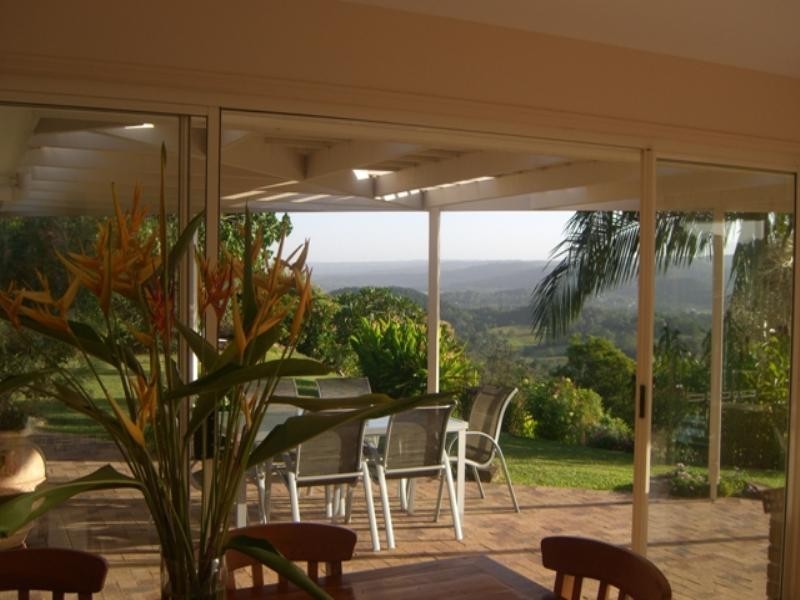 10 Mount Eerwah Vista Drive, Doonan QLD 4562