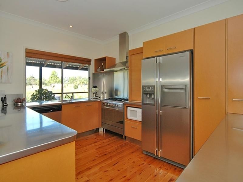 11 Jirrima Crescent, Cooroibah QLD 4565