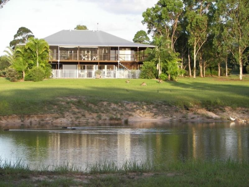 11 Jirrima Crescent, Cooroibah QLD 4565