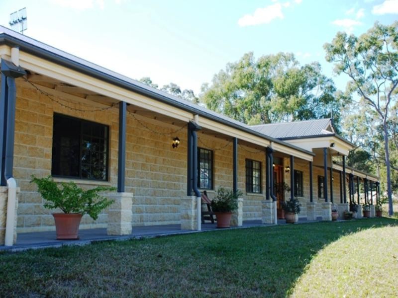 27 Charlotte Drive, Weyba Downs QLD 4562