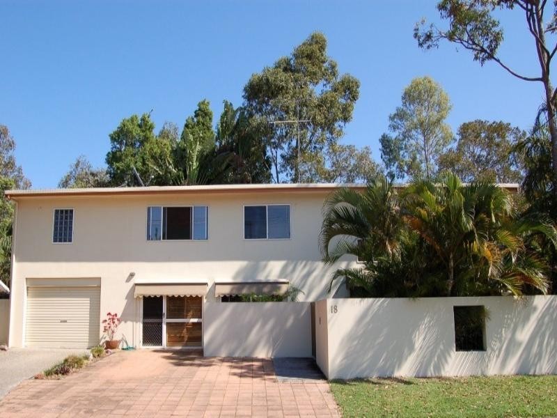 18 Taine Street, Noosaville QLD 4566