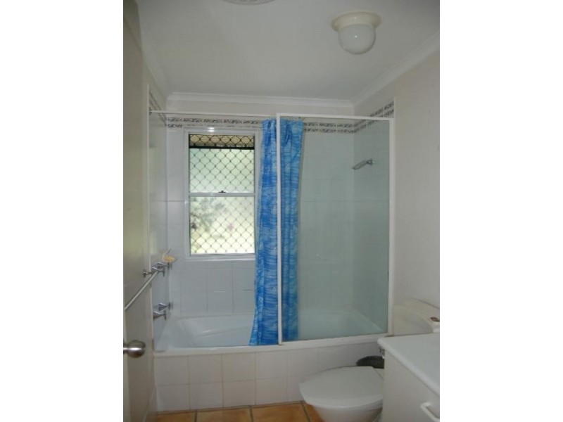 21 Lake Entrance Boulavard, Noosaville QLD 4566