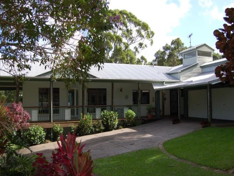 12 Smiths Road, Tinbeerwah QLD 4563