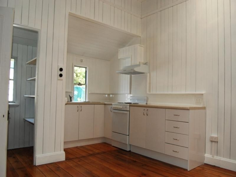 21 Wattle Street, Cooroy QLD 4563