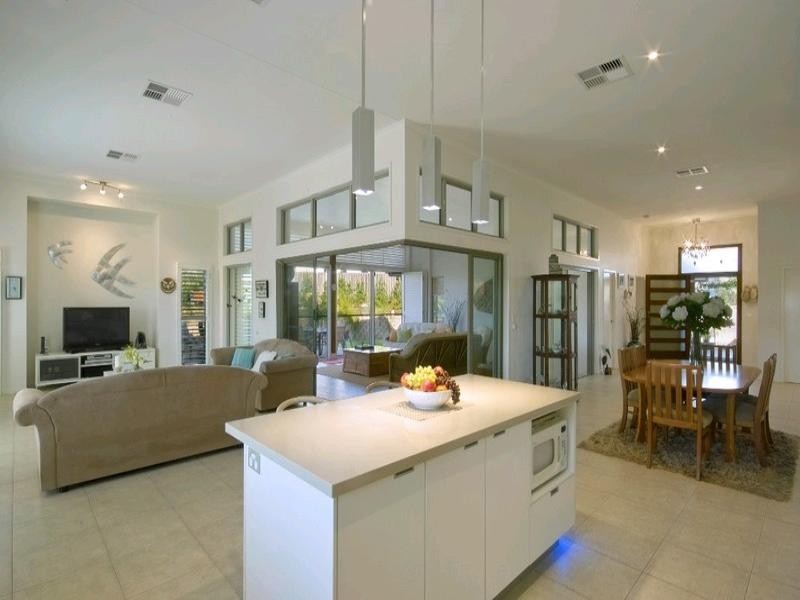 3 Portsea Court, Peregian Springs QLD 4573