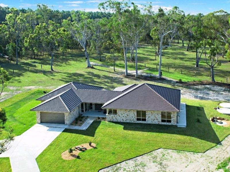 14 Creambox Court, Cooroibah QLD 4565