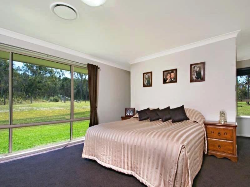 14 Creambox Court, Cooroibah QLD 4565