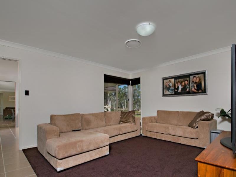 14 Creambox Court, Cooroibah QLD 4565