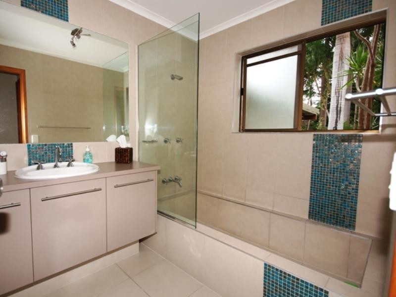 24 Outlook Drive, Tewantin QLD 4565