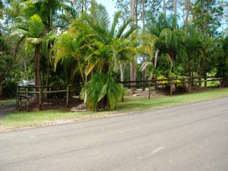 9-11 Mallee Close, Doonan QLD 4562