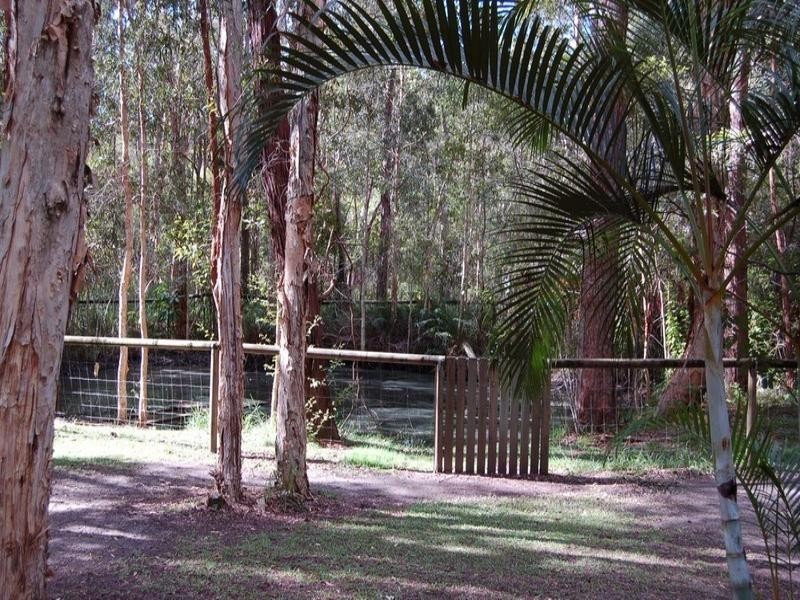 105 Redwood Road, Doonan QLD 4562