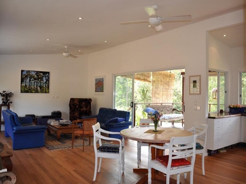 10 Lily Court, Doonan QLD 4562