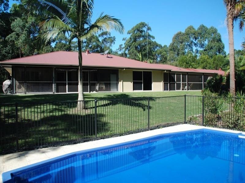 3 Vines Court, Tinbeerwah QLD 4563