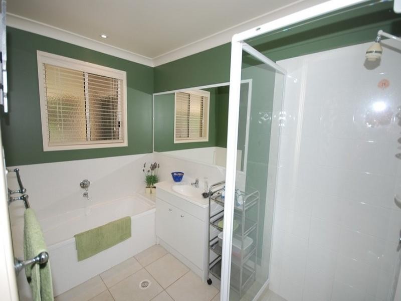 3 Vines Court, Tinbeerwah QLD 4563