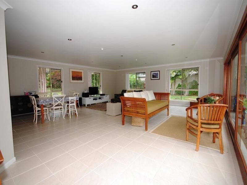 10 Charlotte Drive, Weyba Downs QLD 4562