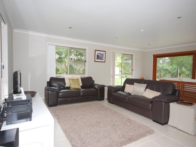 10 Charlotte Drive, Weyba Downs QLD 4562