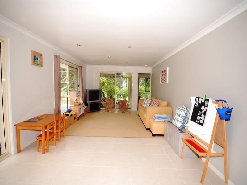 10 Charlotte Drive, Weyba Downs QLD 4562