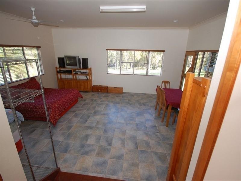 6 Wilkes Court, Tinbeerwah QLD 4563