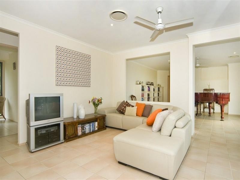 8 Panavista Court, Doonan QLD 4562