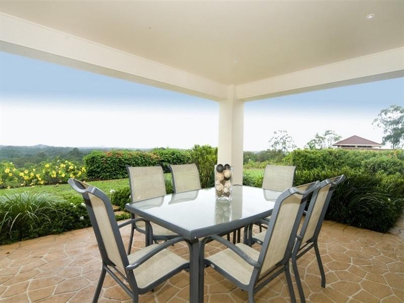 8 Panavista Court, Doonan QLD 4562