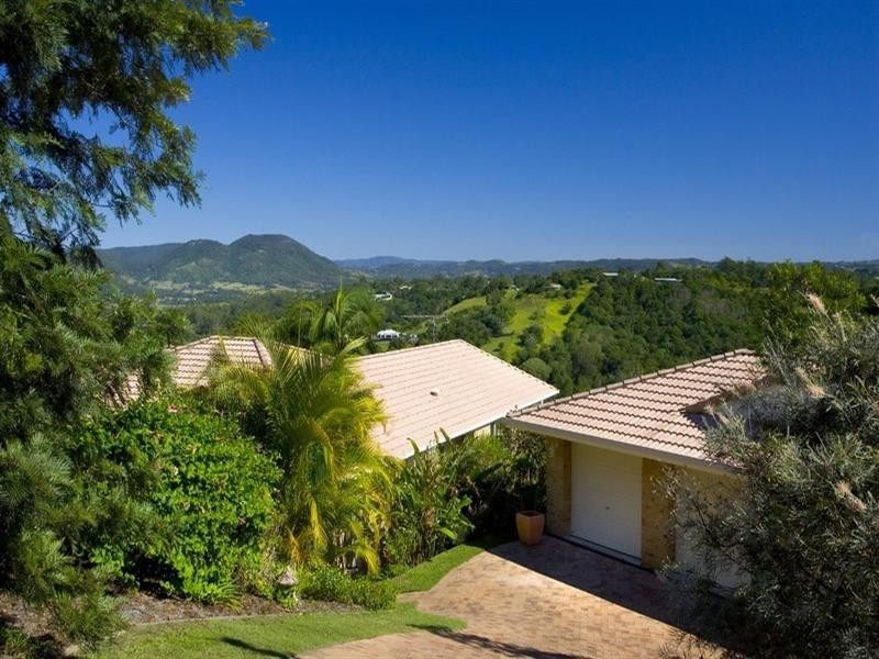 10 Mount Eerwah Vista Drive, Doonan QLD 4562