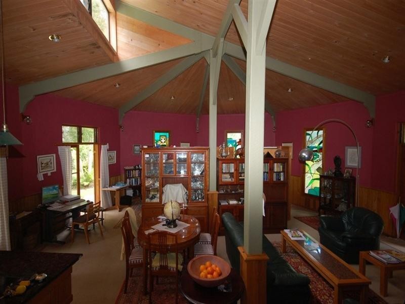 25 Cooroy Noosa Road, Tinbeerwah QLD 4563
