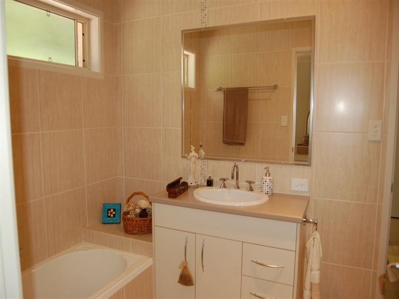 8 Mango Court, Doonan QLD 4562