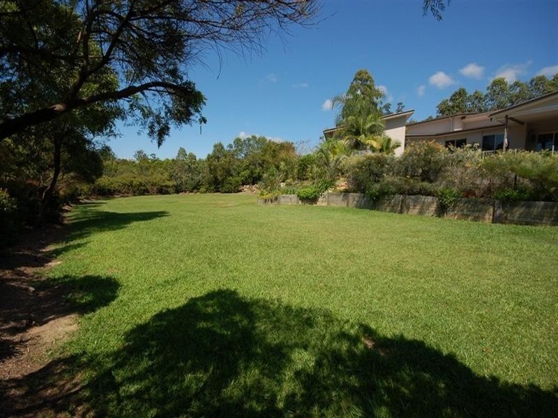 8 Mango Court, Doonan QLD 4562