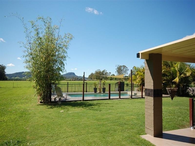 137 Burton Road, North Arm QLD 4561