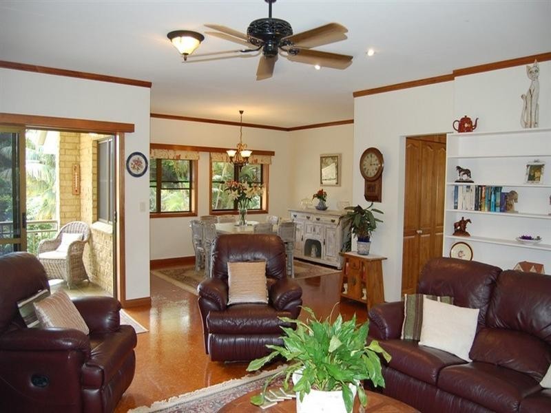 3 Upland Court, Tinbeerwah QLD 4563