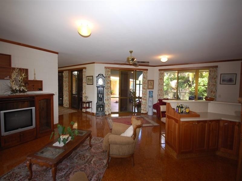 3 Upland Court, Tinbeerwah QLD 4563