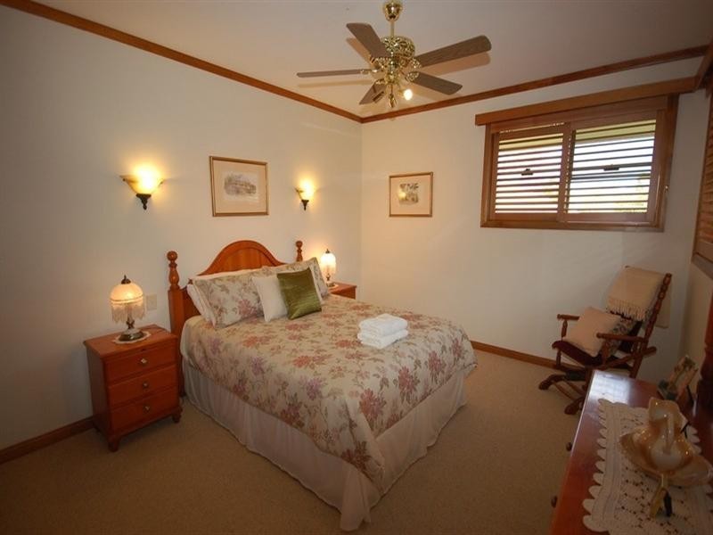 3 Upland Court, Tinbeerwah QLD 4563