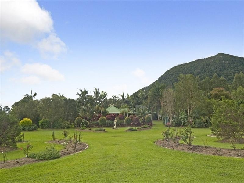 32 Mt Eerwah Road, Eumundi QLD 4562