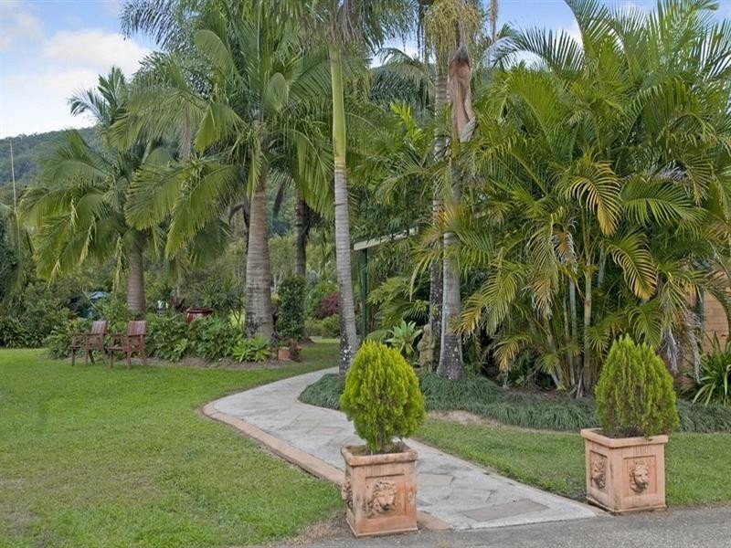 32 Mt Eerwah Road, Eumundi QLD 4562