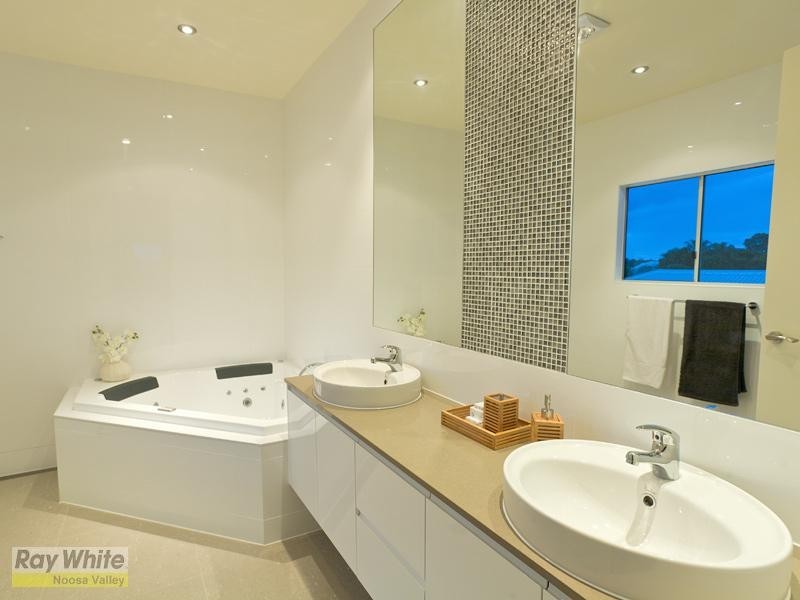 33 Mermaid Quay, Noosaville QLD 4566