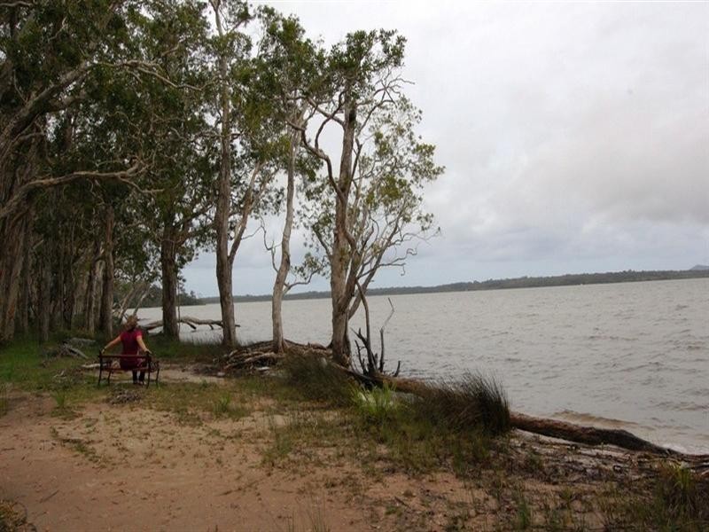 396 Lake Cooroibah Drive, Cooroibah QLD 4565