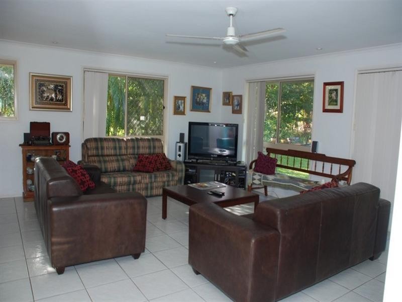 22 Charlotte Drive, Weyba Downs QLD 4562