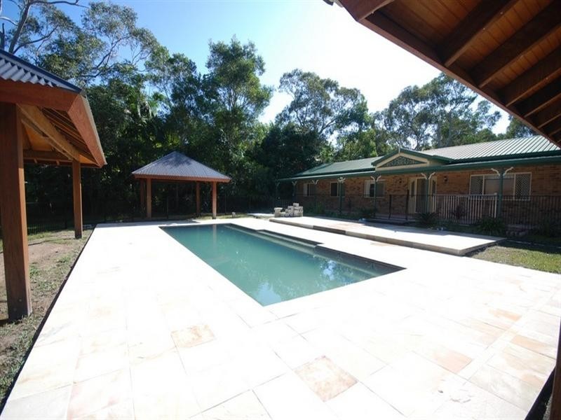 6 Whipbird Place, Doonan QLD 4562