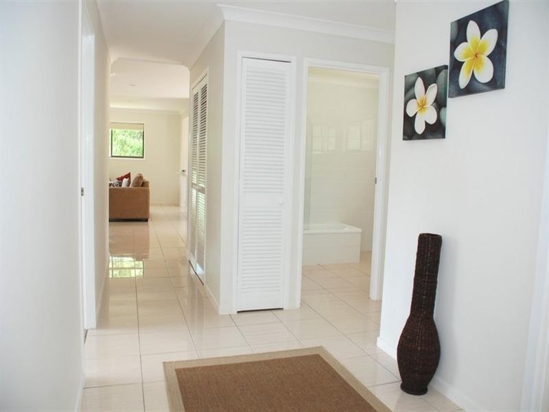 1 Springfield Circle, Cooroy QLD 4563