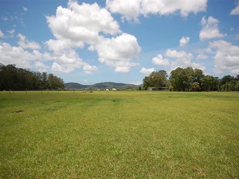 137 Burton Road, Bridges QLD 4561