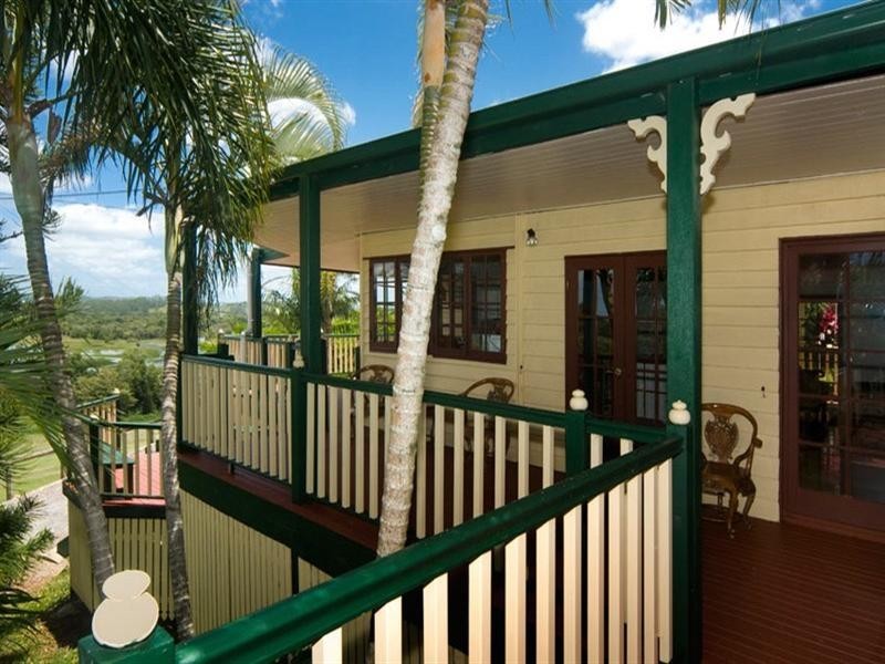 16 Hayward Road, Lake Macdonald QLD 4563