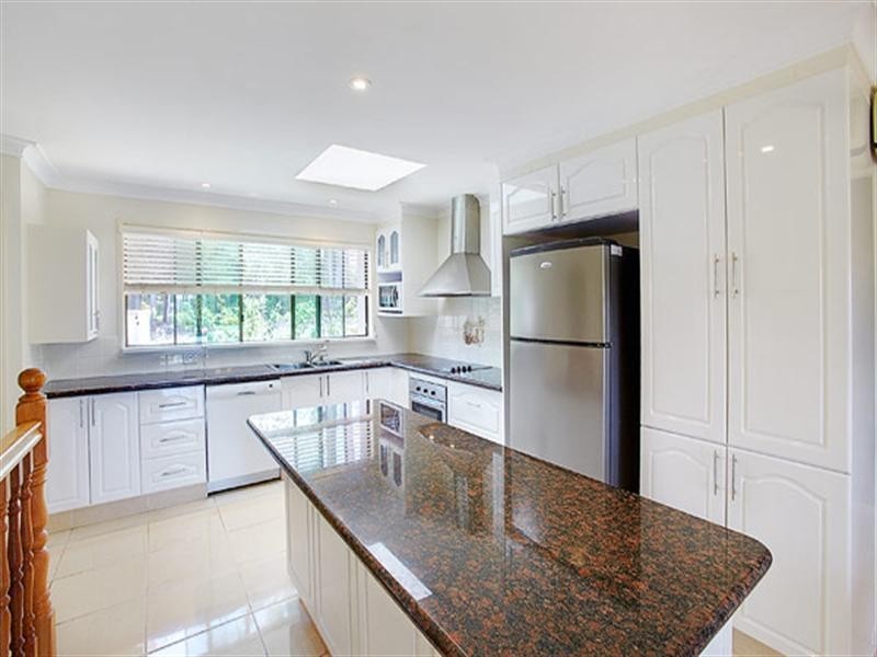 109 Sunrise Road, Tinbeerwah QLD 4563