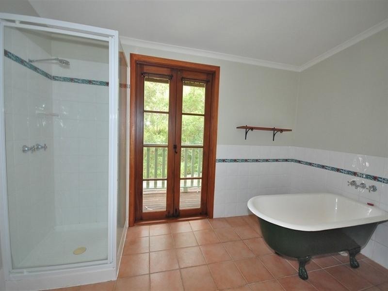200 Tallgum Avenue, Doonan QLD 4562