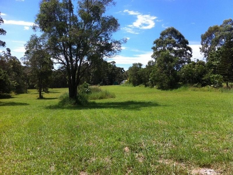 77 Redwood Road, Doonan QLD 4562