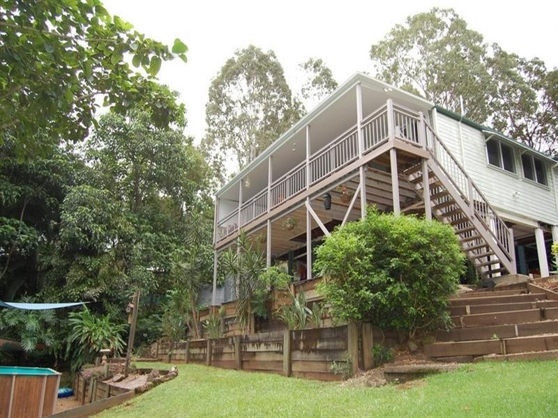 22 Smiths Road, Tinbeerwah QLD 4563